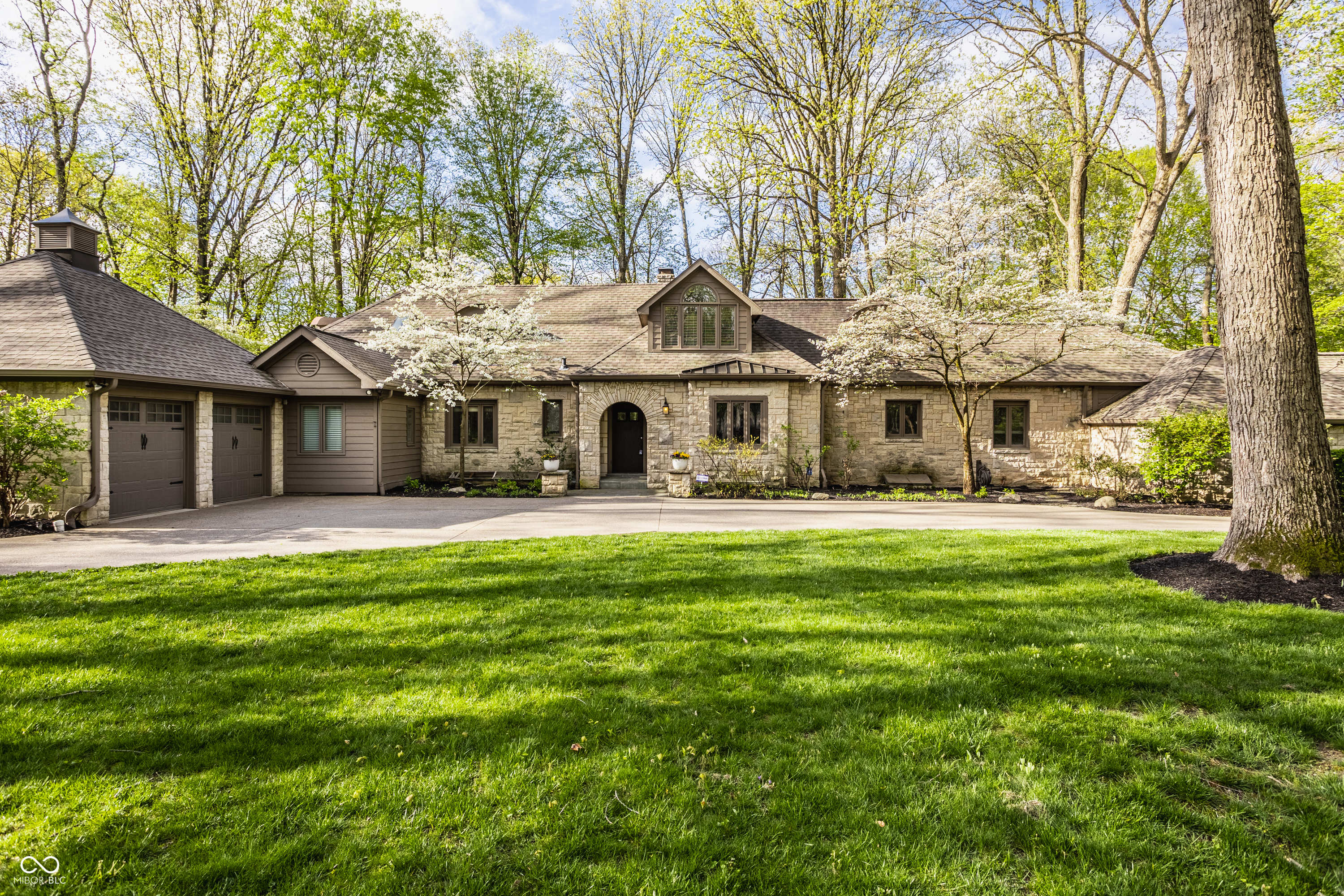 1607 Northwood Drive Indianapolis IN 46240