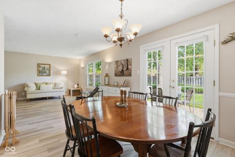 624 Colbarn Drive Fishers IN 46038