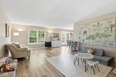 624 Colbarn Drive Fishers IN 46038