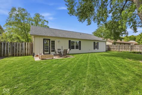 624 Colbarn Drive Fishers IN 46038