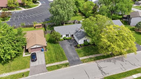 624 Colbarn Drive Fishers IN 46038