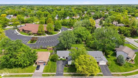 624 Colbarn Drive Fishers IN 46038