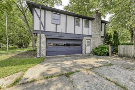 569 King Drive Indianapolis IN 46260