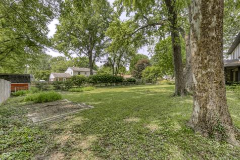 569 King Drive Indianapolis IN 46260