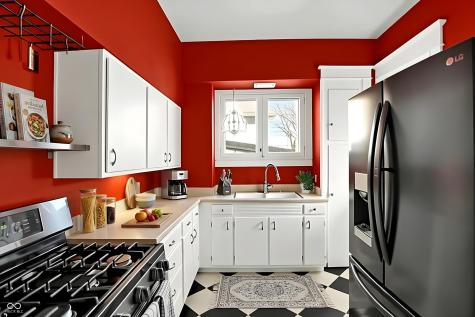 329 N Drexel Avenue Indianapolis IN 46201