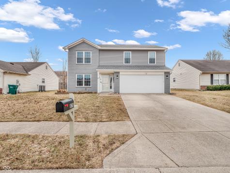 878 Hollowood Lane Avon IN 46123