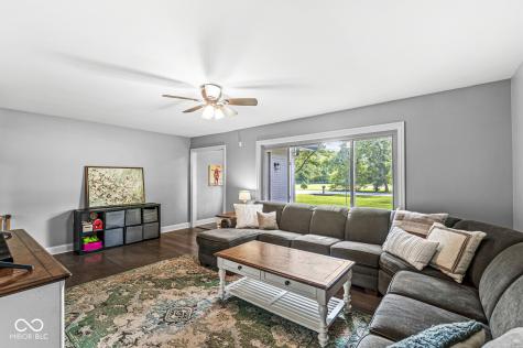 8644 Central Avenue Indianapolis IN 46240