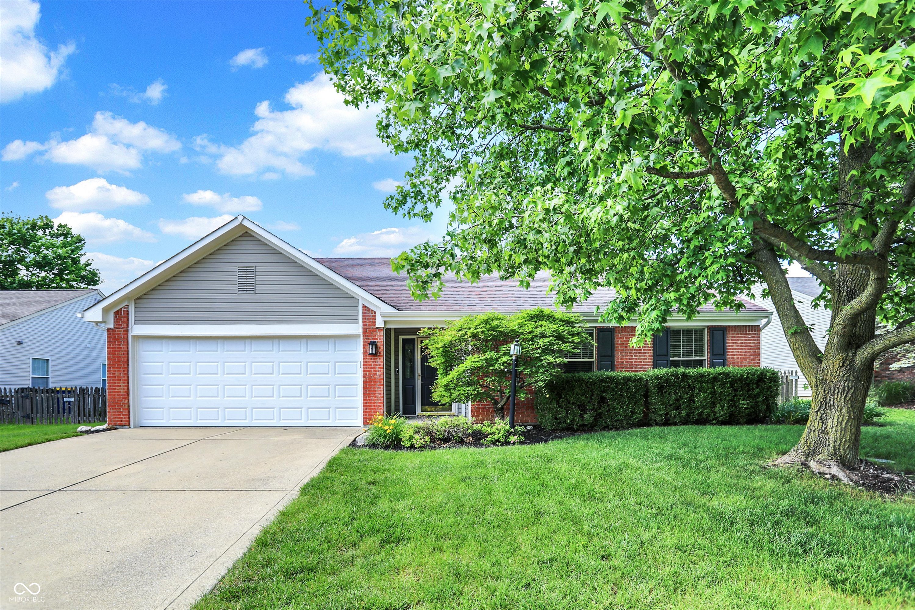 7772 High View Drive Indianapolis IN 46236