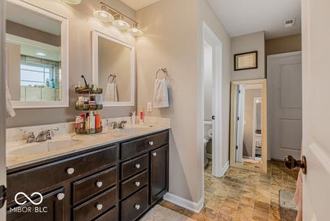 7058 Stoney Ridge Drive Columbus IN 47201