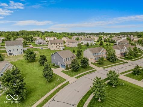 7058 Stoney Ridge Drive Columbus IN 47201