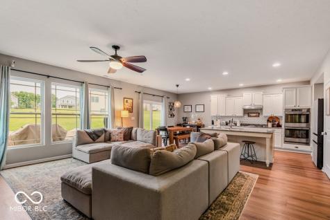 7058 Stoney Ridge Drive Columbus IN 47201