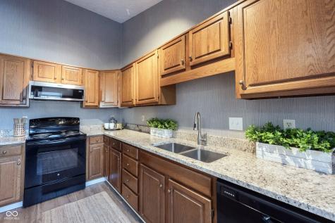 6972 Steinmeier Drive W Indianapolis IN 46220