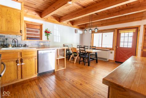 6191 Possum Trot Road Unionville IN 47468