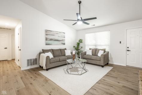 7301 Muirfield Place Indianapolis IN 46237