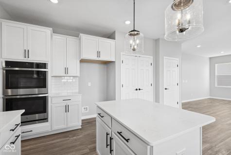 4246 Hayden Valley Drive Bargersville IN 46106