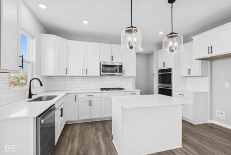 4246 Hayden Valley Drive Bargersville IN 46106