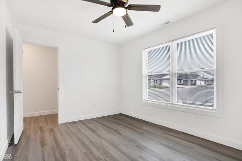 1652 W Paula Drive Columbus IN 47201