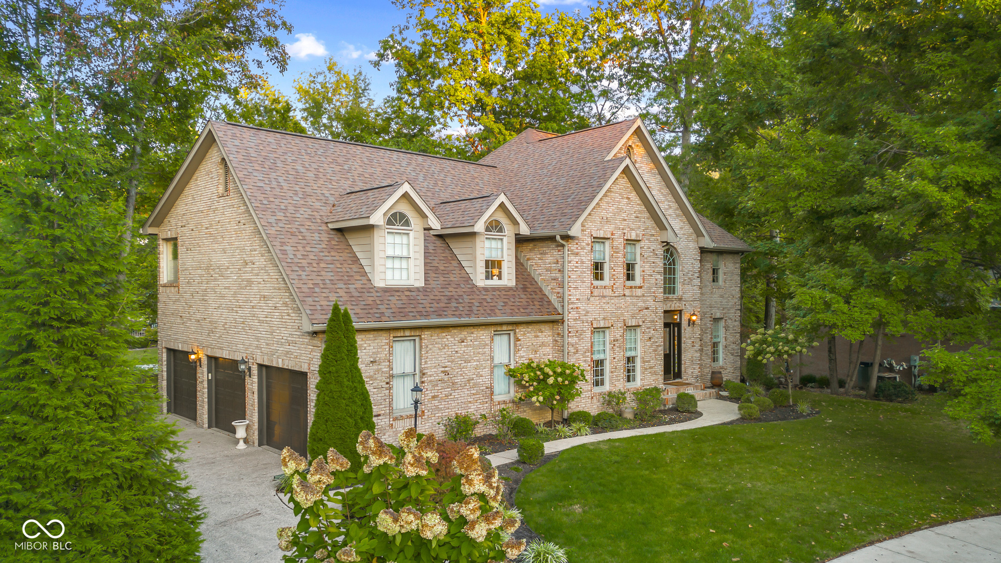 875 Baywood Court Columbus IN 47201