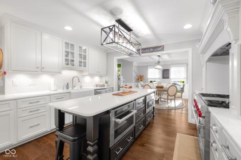 875 Baywood Court Columbus IN 47201