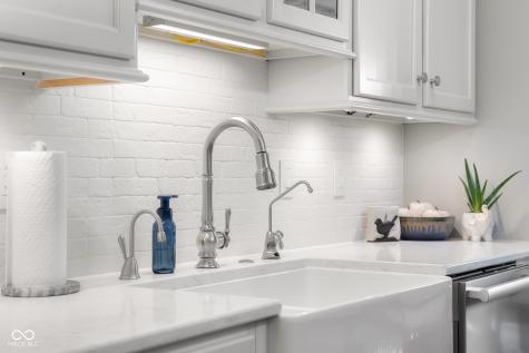 875 Baywood Court Columbus IN 47201