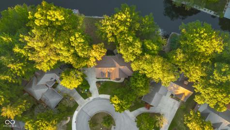 875 Baywood Court Columbus IN 47201