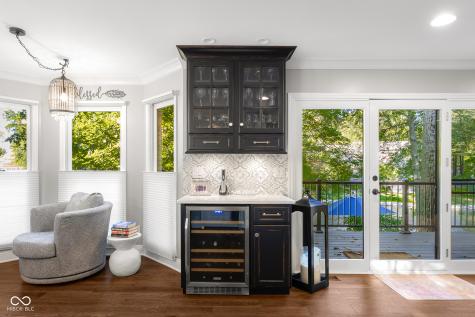 875 Baywood Court Columbus IN 47201