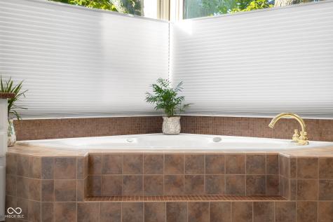 875 Baywood Court Columbus IN 47201