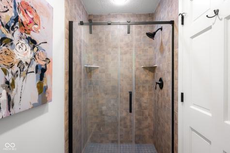 875 Baywood Court Columbus IN 47201