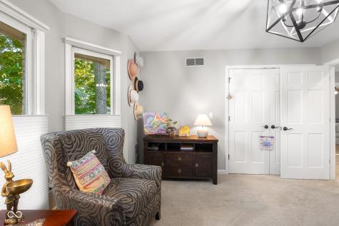 875 Baywood Court Columbus IN 47201