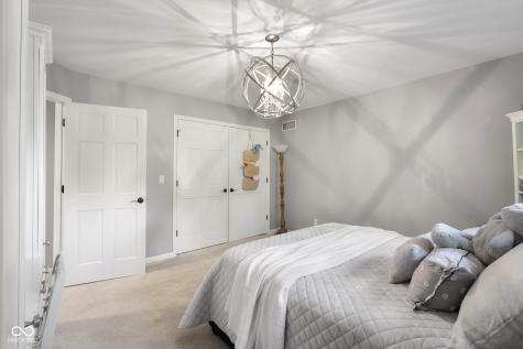 875 Baywood Court Columbus IN 47201