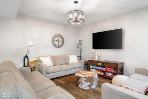 875 Baywood Court Columbus IN 47201