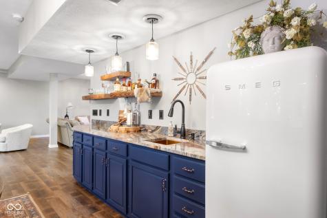 875 Baywood Court Columbus IN 47201