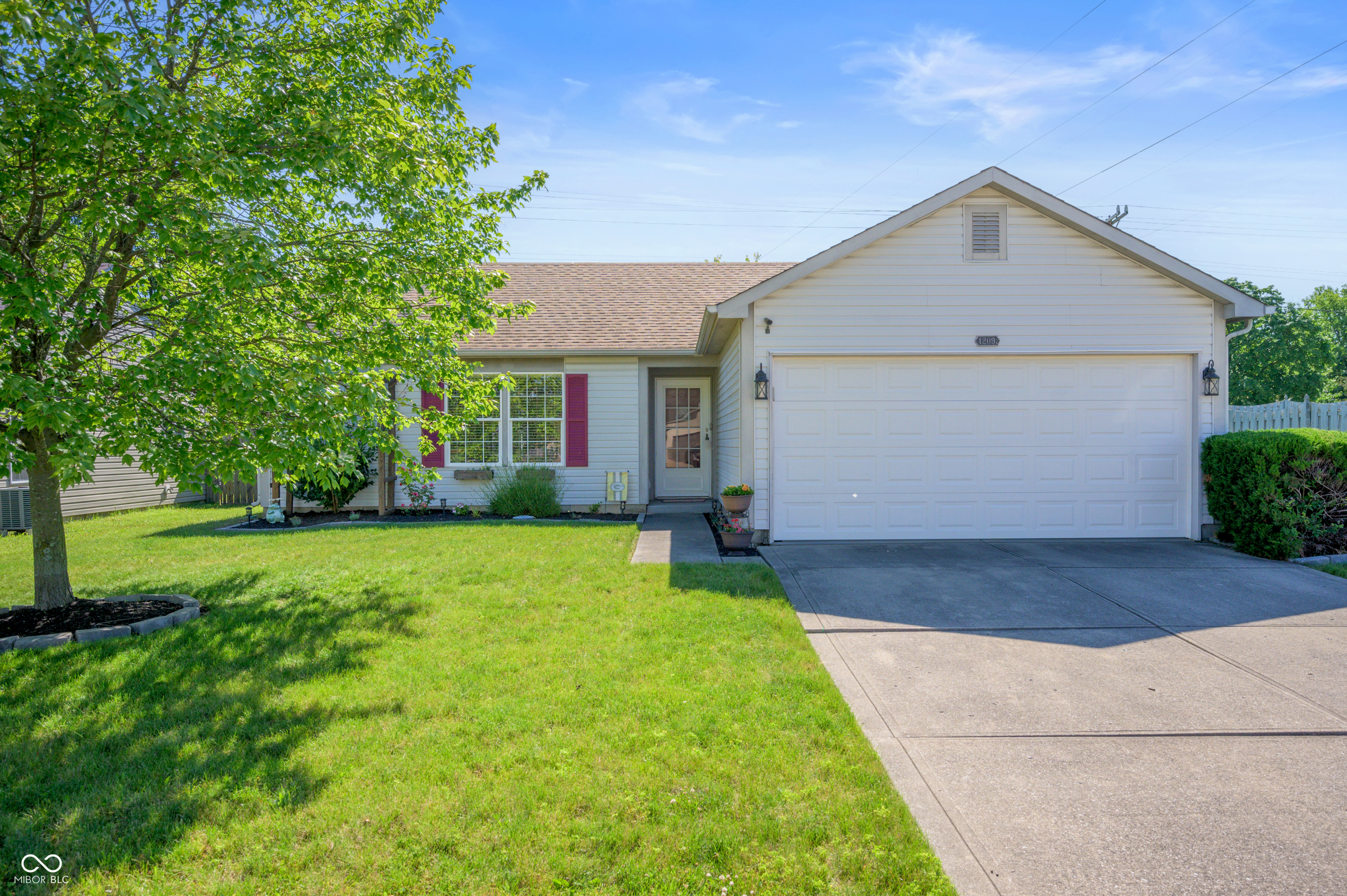 1209 Tealpoint Court Indianapolis IN 46229