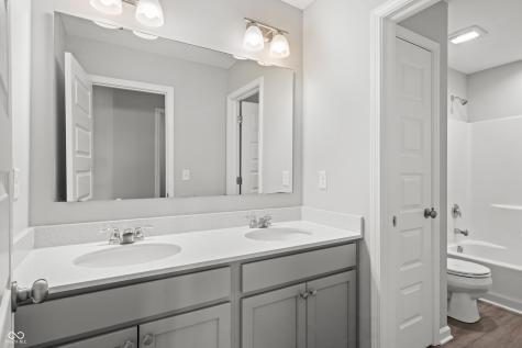 19393 Titus Drive Westfield IN 46062