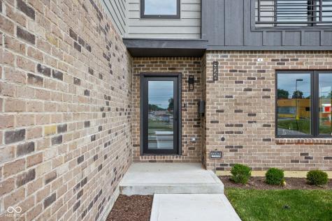 326 N Summit Street Indianapolis IN 46201