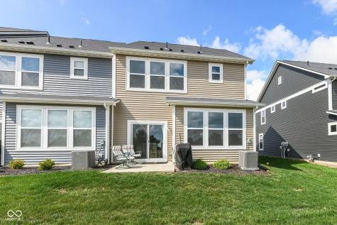 18673 Moray Street Westfield IN 46074