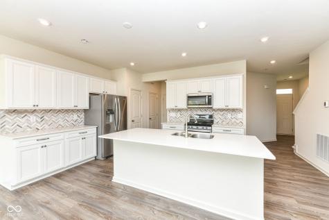 18673 Moray Street Westfield IN 46074