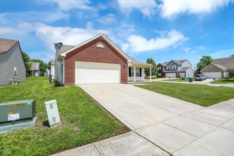 3222 Enclave Lane Greenwood IN 46143