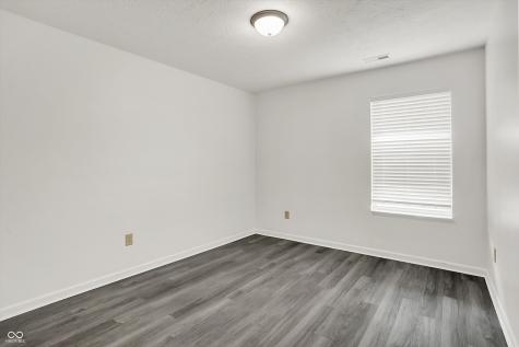 3222 Enclave Lane Greenwood IN 46143