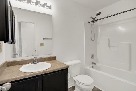 3222 Enclave Lane Greenwood IN 46143