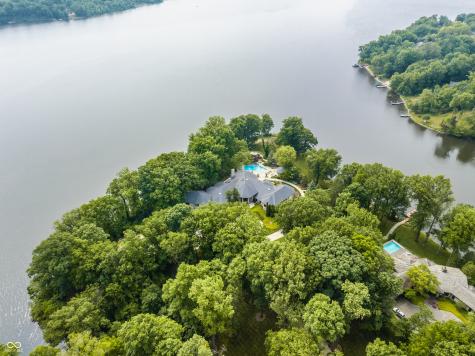 5101 Green Braes E Drive Indianapolis IN 46234