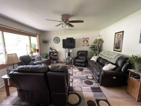 4711 Earlham Drive Indianapolis IN 46227