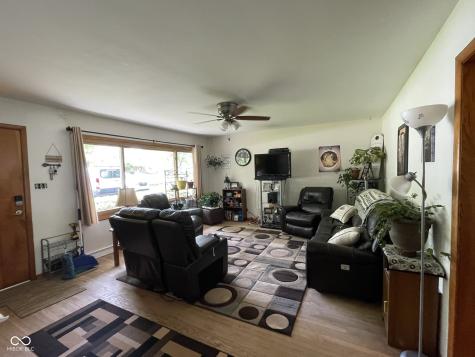 4711 Earlham Drive Indianapolis IN 46227