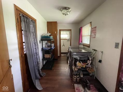 4711 Earlham Drive Indianapolis IN 46227
