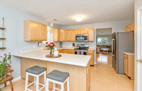 11047 Cowan Lake Court Indianapolis IN 46235