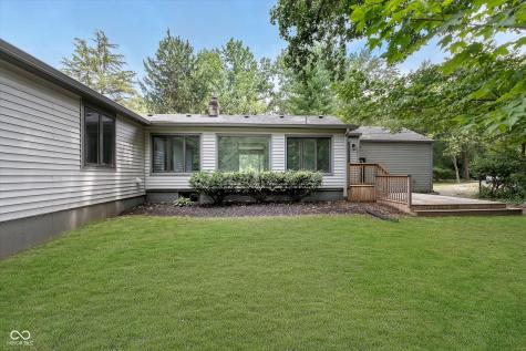 654 W 77th Street North Drive Indianapolis IN 46260