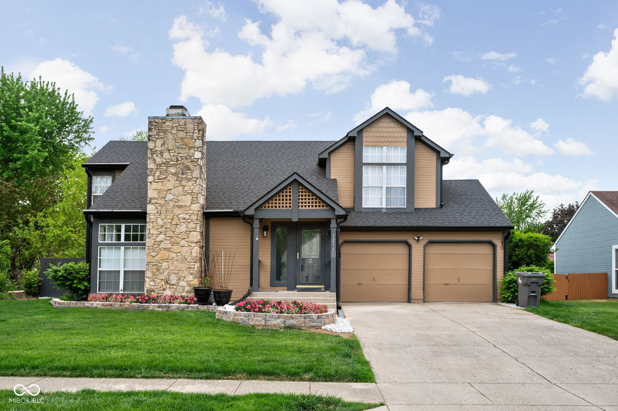 9216 Homeside Drive Indianapolis IN 46250