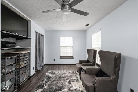 9216 Homeside Drive Indianapolis IN 46250