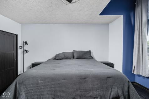 9216 Homeside Drive Indianapolis IN 46250