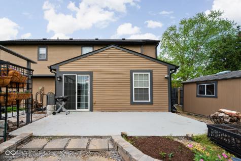 9216 Homeside Drive Indianapolis IN 46250